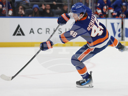 Maple Leafs Islanders Hockey