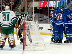 Avalanche Hurricanes Hockey