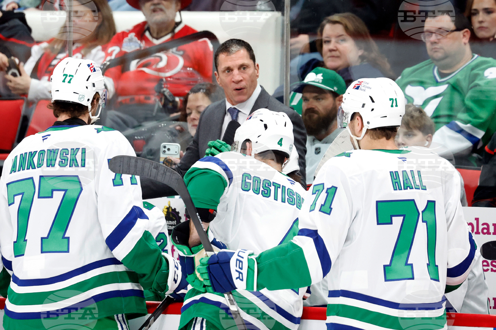 Avalanche Hurricanes Hockey