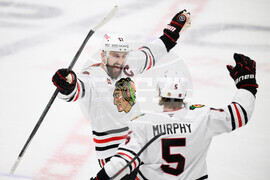 Blackhawks Capitals Hockey