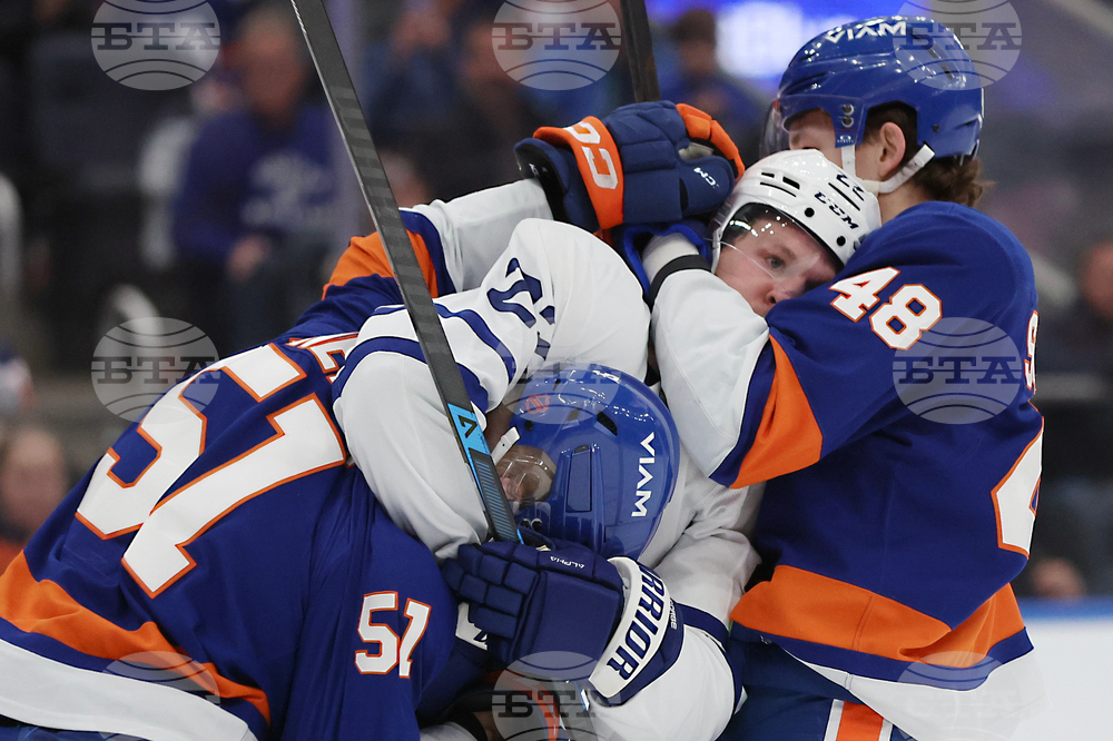 Maple Leafs Islanders Hockey