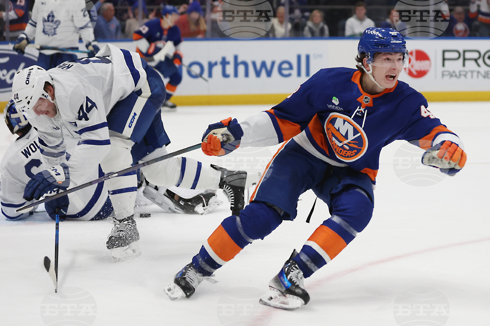 Maple Leafs Islanders Hockey