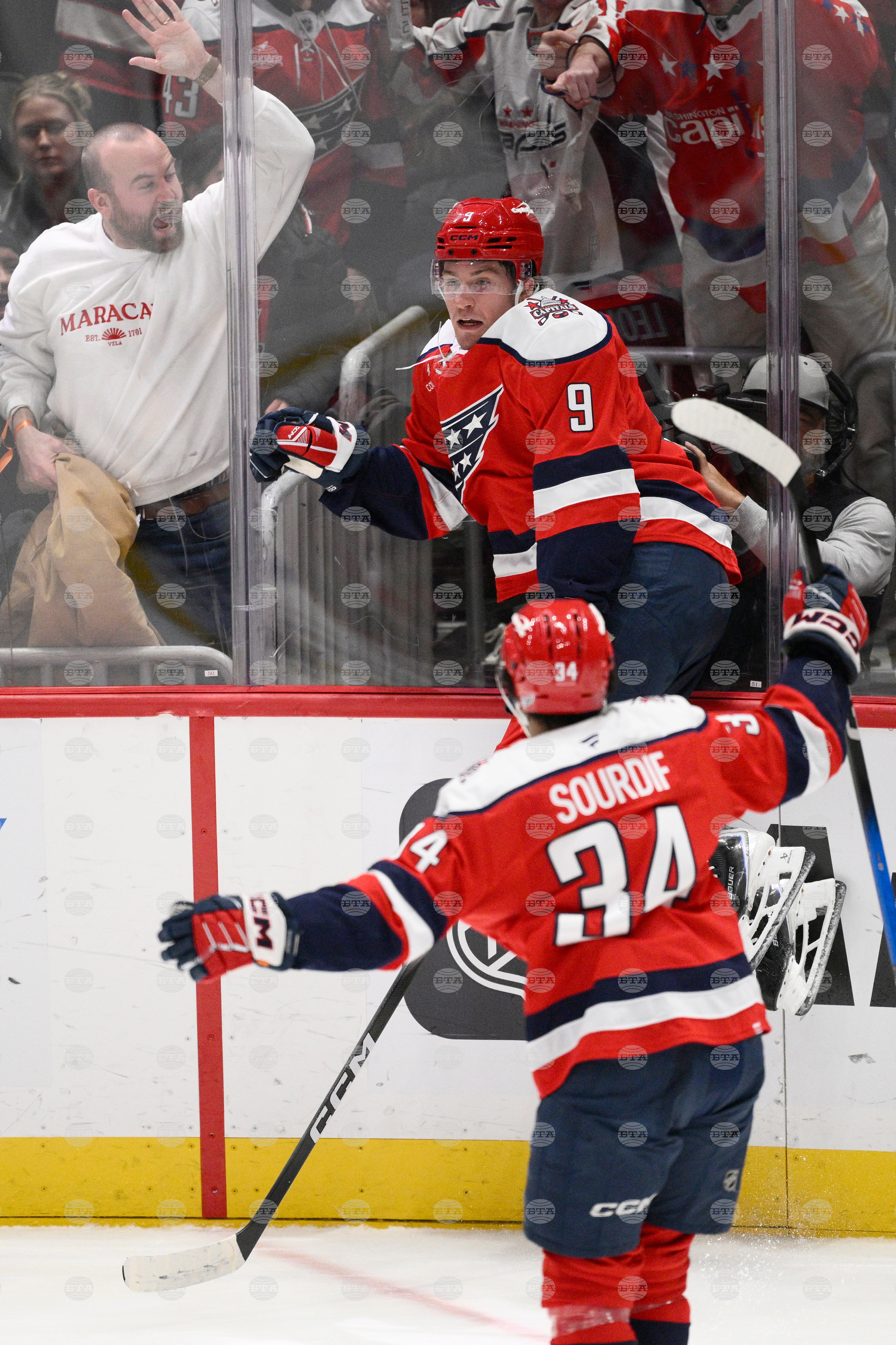 Blackhawks Capitals Hockey