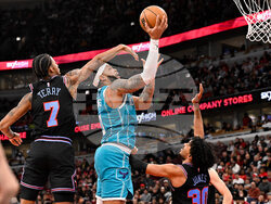 Hornets Bulls Basketball