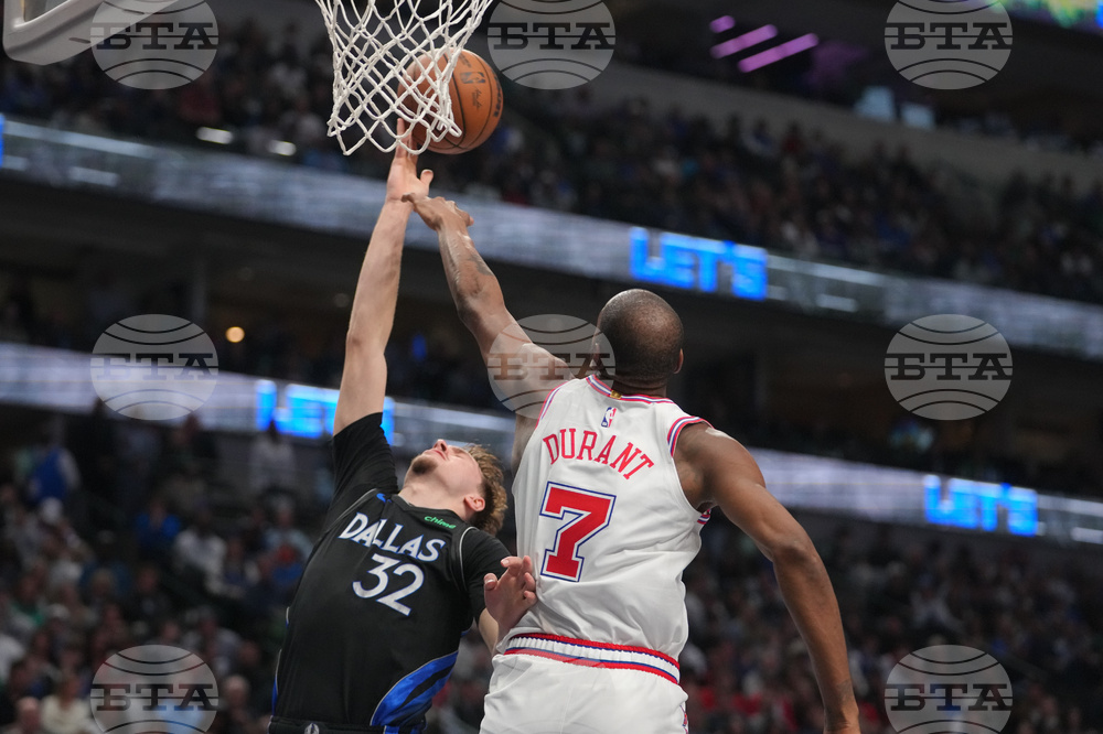 Rockets Mavericks Basketball