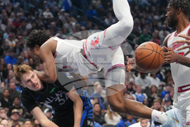 Rockets Mavericks Basketball