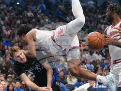 Rockets Mavericks Basketball