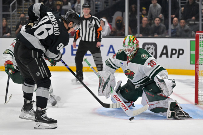 Минесота загуби срещу Лос Анджелис след изпълнение на дузпи в НХЛ