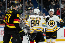 Bruins Canucks Hockey