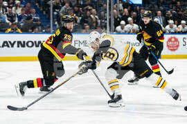 Bruins Canucks Hockey