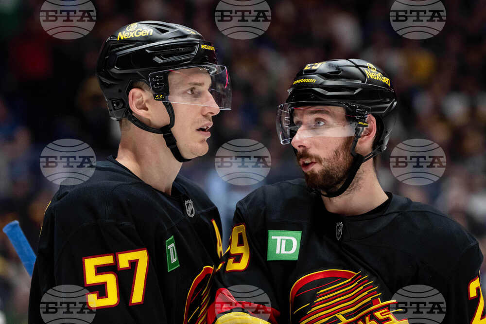 Bruins Canucks Hockey