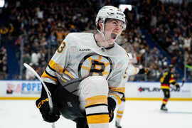 Bruins Canucks Hockey