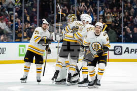 Bruins Canucks Hockey