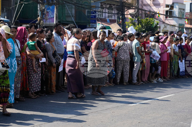 Хунтата в Мианма освободи над 6100 затворници по случай годишнината от независимостта