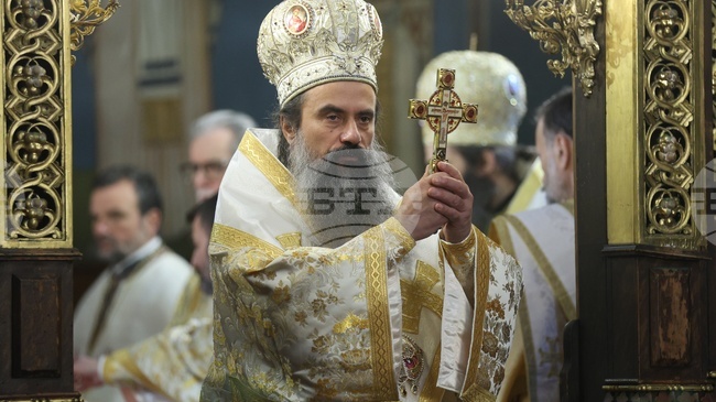 Българският патриарх Даниил отслужи в храма „Света Неделя“ литургия с благодарствен молебен за 148 г. от Освобождението на София