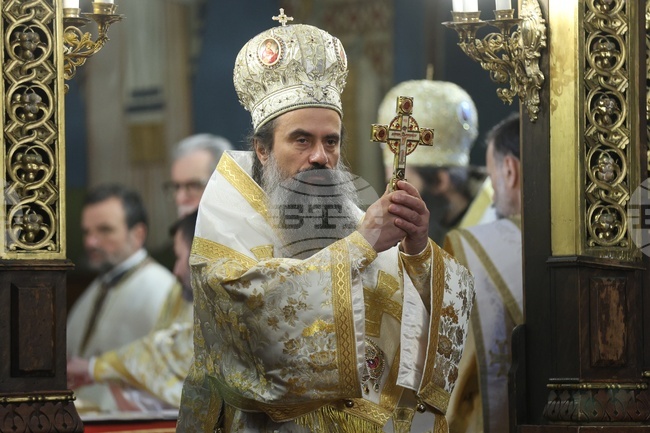 Българският патриарх Даниил отслужи в храма „Св. Неделя“ литургия с благодарствен молебен за 148 г. от Освобождението на София