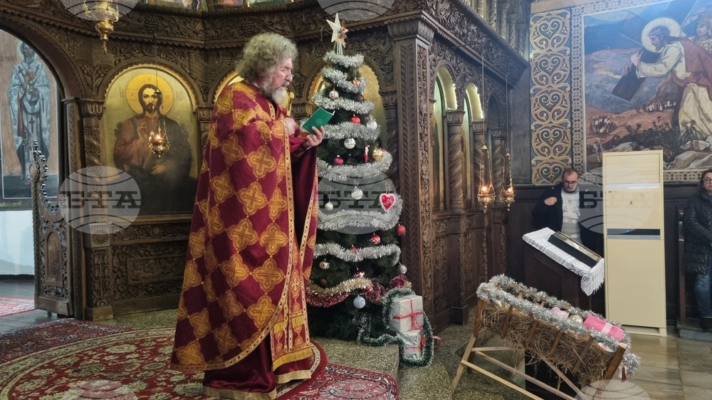 Търговище - църковна служба - храм „Св. Йоан Рилски“