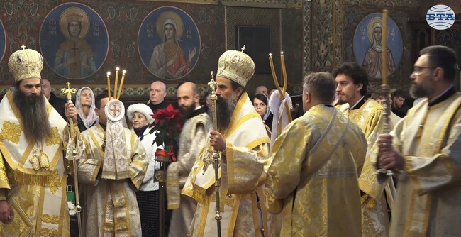 Патриарх Даниил отслужи литургия с благодарствен молебен в храма „Св. Неделя“ за 148 г. от Освобождението на София 