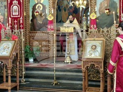 Шумен - храм „Свети Три Светители“ - литургия