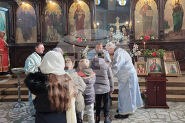 Добрич - храм „Св. Троица“ - неделна литургия