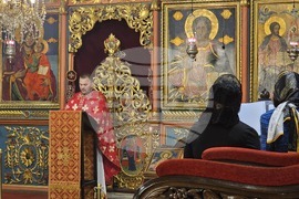 Русе - храм „Света Троица“ - литургия