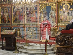 Русе - храм „Света Троица“ - литургия