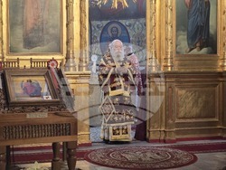 Ловеч - храм „Света Троица“ - литургия