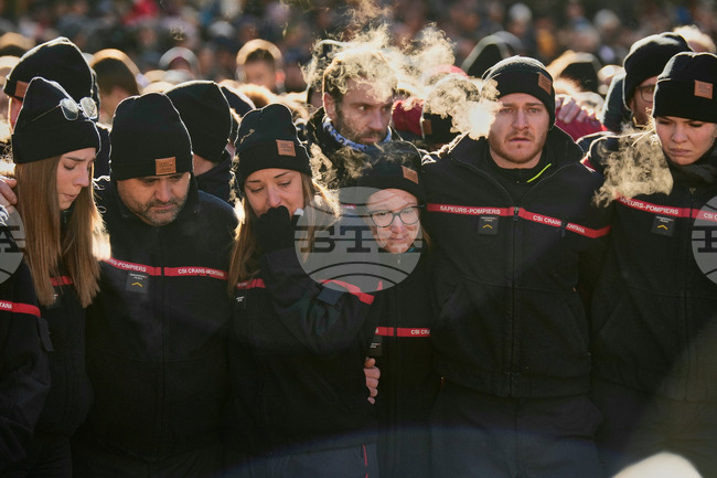 APTOPIX Switzerland Bar Fire