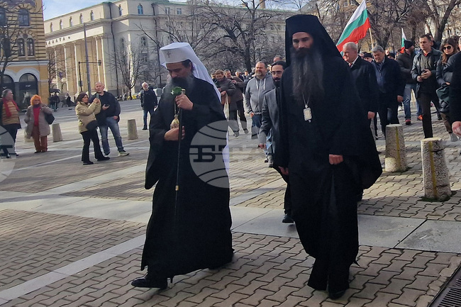  Патриарх Даниил - света литургия - шествие