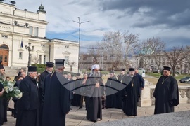 Патриарх Даниил - света литургия - шествие