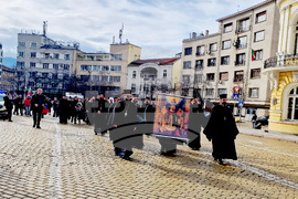 Патриарх Даниил - света литургия - шествие