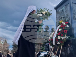 Патриарх Даниил - света литургия - шествие