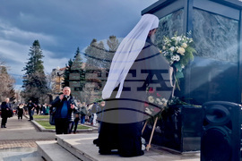 Патриарх Даниил - света литургия - шествие