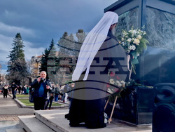 Патриарх Даниил - света литургия - шествие