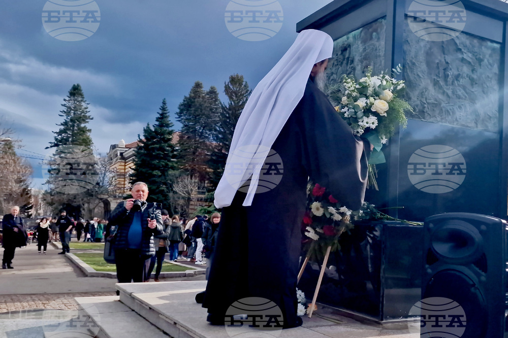 Патриарх Даниил - света литургия - шествие