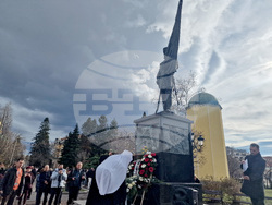 Патриарх Даниил - света литургия- шествие