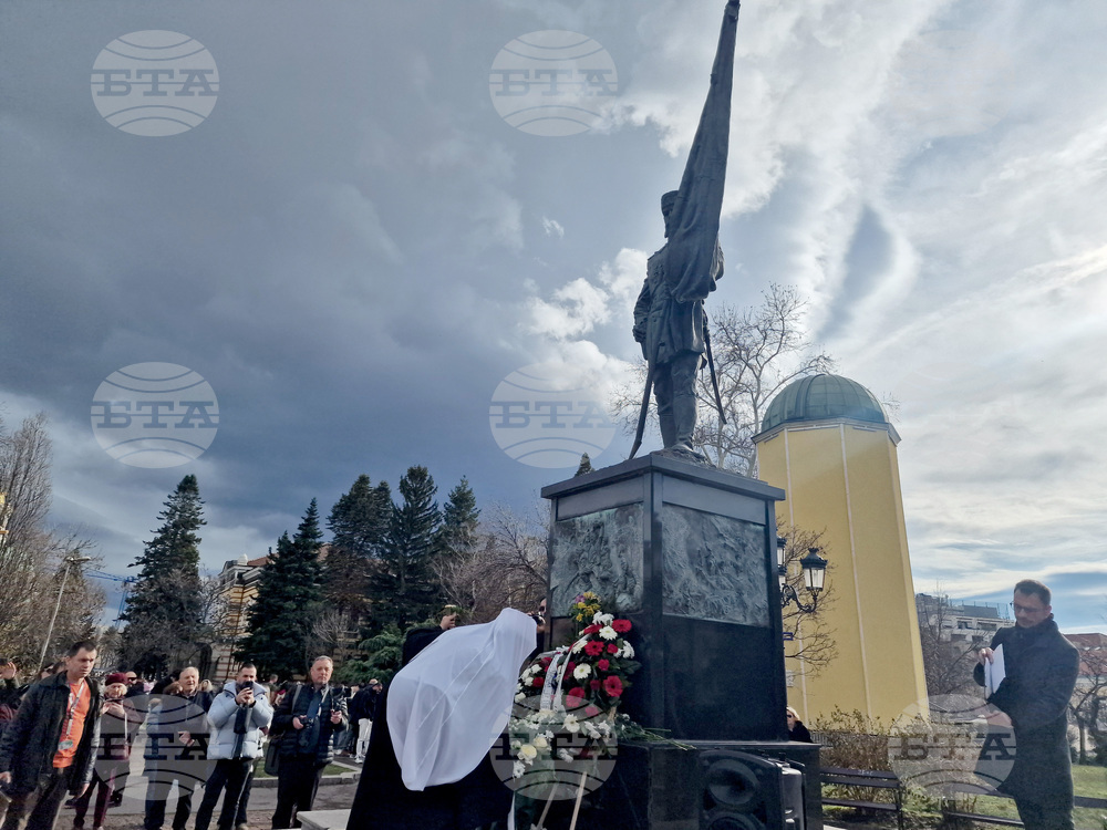 Патриарх Даниил - света литургия- шествие
