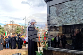 Патриарх Даниил - света литургия - шествие