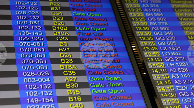 Гръцката прокуратура започва разследване на причините за вчерашното затваряне на гръцкото въздушно пространство след технически проблем