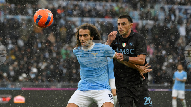 Фенербахче ще плати 29 милиона евро за халфа на Лацио Гендузи