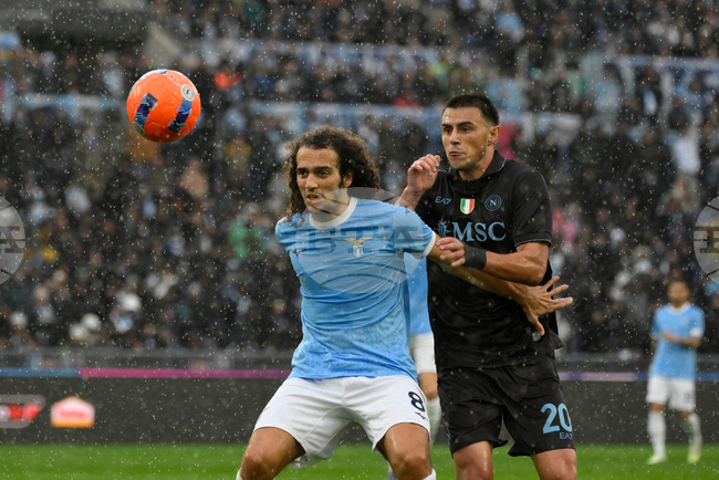 Фенербахче ще плати 29 милиона евро за халфа на Лацио Гендузи