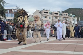 Благоевград - сурвакарски игри - фестивал