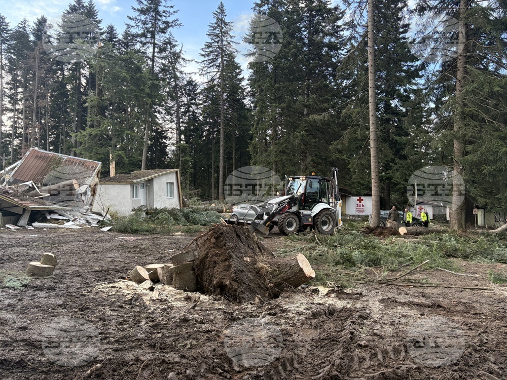 Курортен комплекс "Боровец" - ураганен вятър - щети