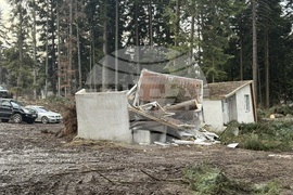 Курортен комплекс "Боровец" - ураганен вятър - щети