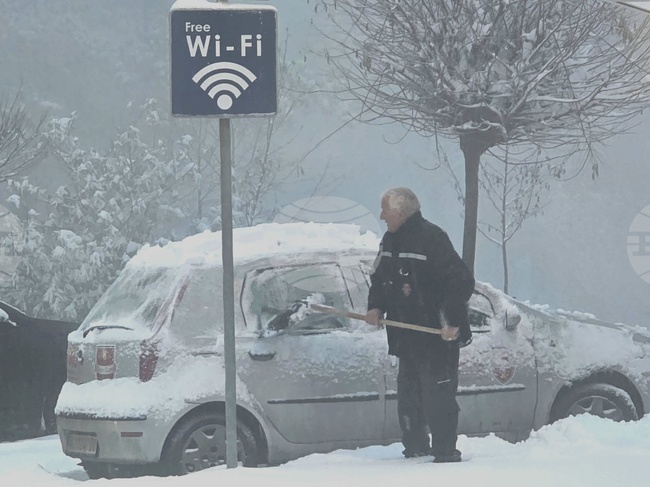 Червен код за сняг и леден дъжд е обявен в части на Сърбия