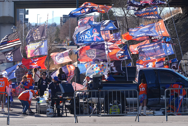 Chargers Broncos Football