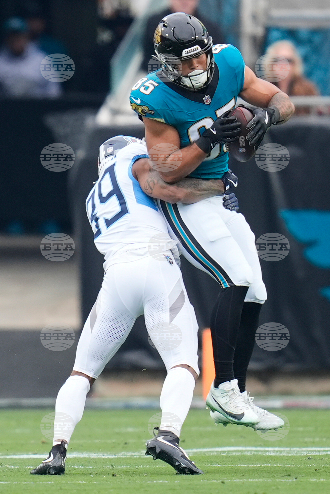 Titans Jaguars Football