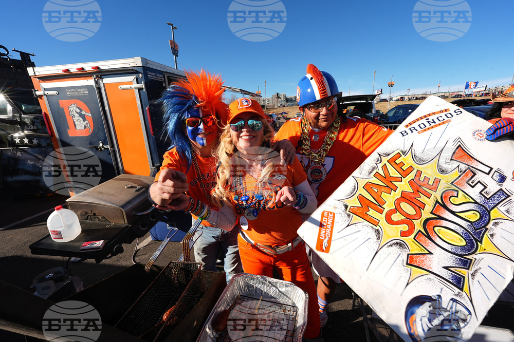 Chargers Broncos Football