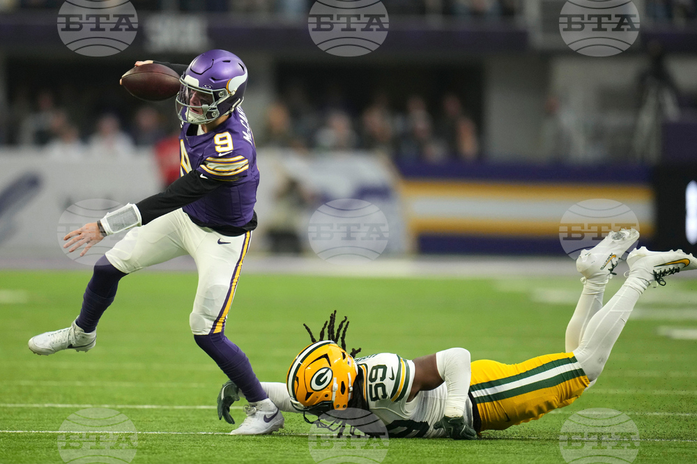 APTOPIX Packers Vikings Football