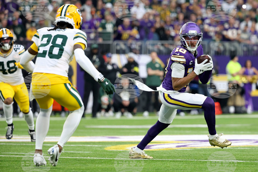 Packers Vikings Football